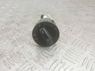переключатель света Volkswagen Golf 6 поколение 2012, 1.6 л., CAYA, дизель, МКПП, 1K0941431BM