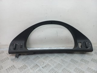 рамка панели приборов BMW 5 серия E39 2000, 2.5 л., M52 B25 (256S3), бензин, 8159735