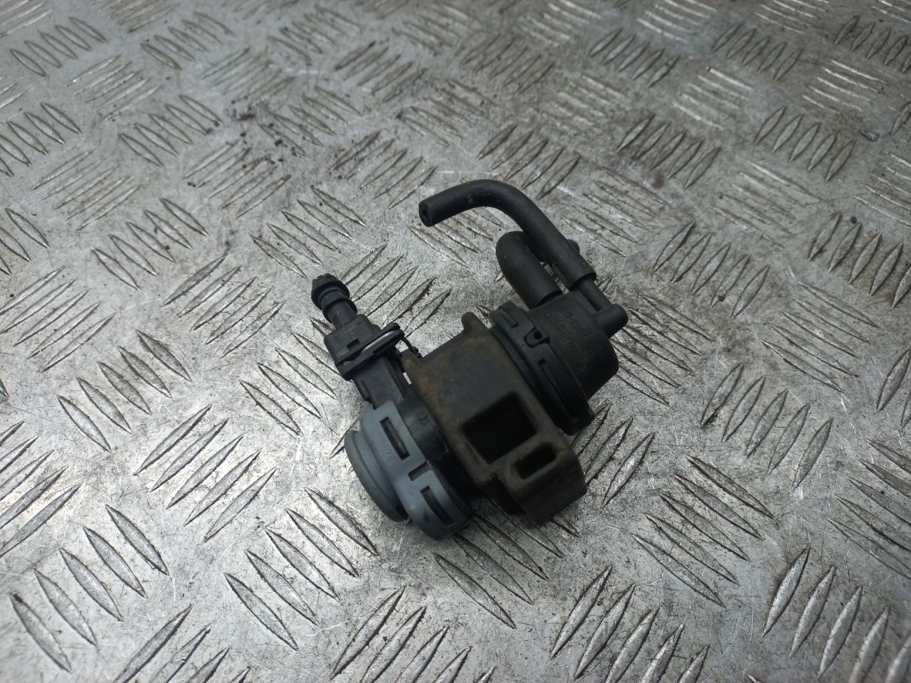 клапан управления турбиной (актуатор) Renault Megane 2 поколение 2005, 1.5 л., дизель, 8200575400 - фото №1