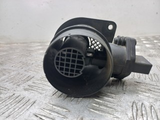 расходомер воздуха Skoda Fabia 2 поколение (5J) 2008, 1.4 л., TDi PD, BMS, дизель, 0281002531, 038906461B