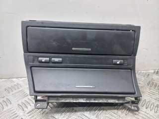 пепельница BMW 3 серия E46 [рестайлинг] 2002, 2.0 л., M47 D20 (204D4), дизель, МКПП, 51168268887, 51168268888