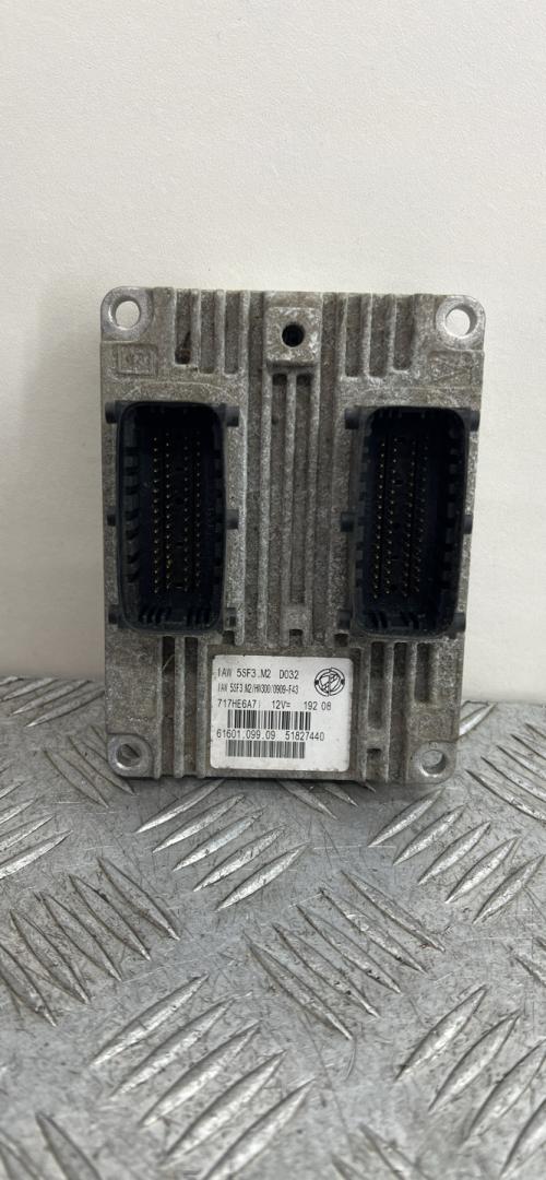 блок управления двигателем Fiat Grande Punto 199 2008, 1.4 л., i, 350 A1.000, бензин, 6160109909 - фото №1