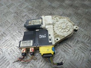 моторчик стеклоподъемника передний правый Citroen C5 1 поколение [рестайлинг] 2007, 2.2 л., HDi, дизель, 9681597580