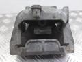 подушка крепления двигателя Volkswagen Golf 5 поколение 2008, 1K0199262CB - фото №4