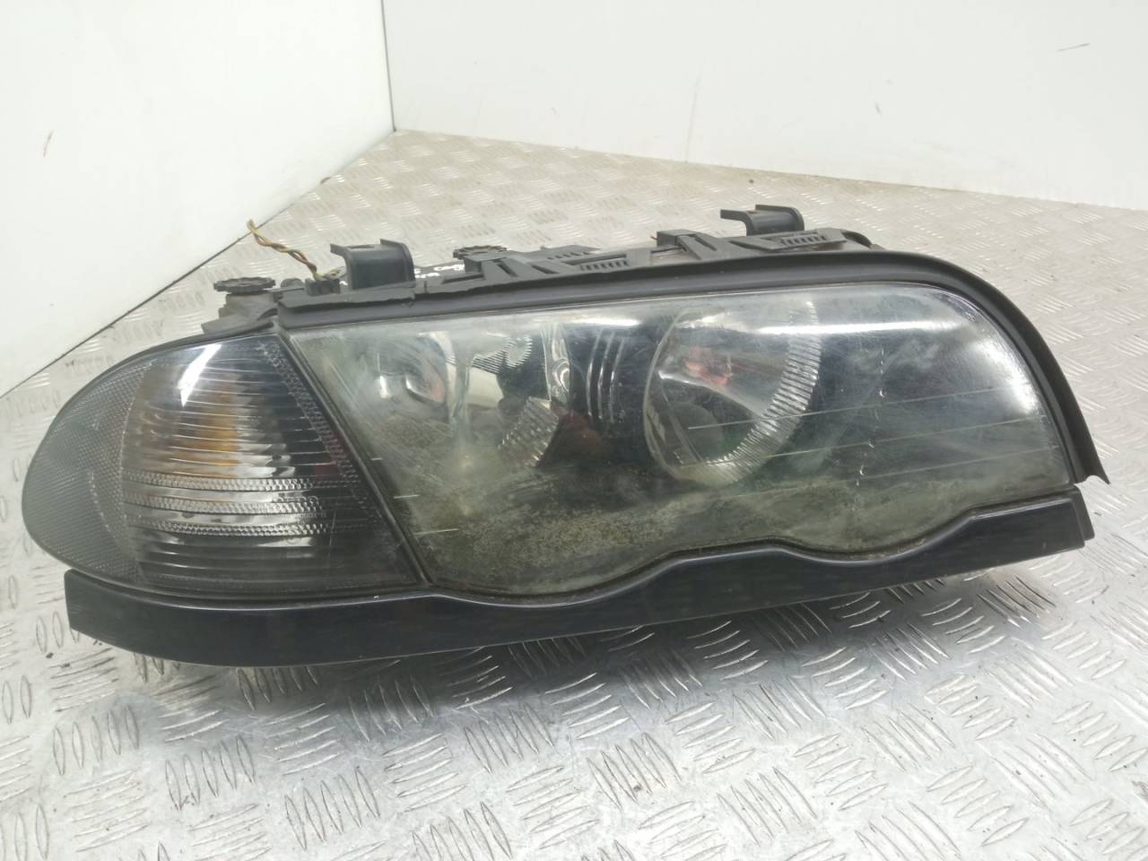 фара правая BMW 3 серия E46 2001, 63126906494 - фото №1