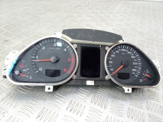 щиток приборов (приборная панель) Audi A6 4F/C6 2005, 3.0 л., дизель, АКПП, 4F0920901C