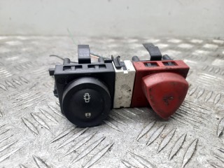 кнопка аварийной сигнализации Renault Scenic 2 поколение 2004, 8200407415