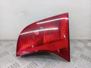 фонарь крышки багажника правый Audi A4 B7 2005, 2.0 л., TDi PD, BPW, дизель, 8E9945094