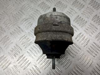 подушка крепления двигателя Audi A4 B5 1998, 1.6 л., i, 8D0199379G