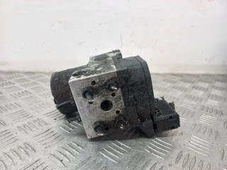 блок ABS Volkswagen Passat B5 2000, 2.3 л., AGZ, бензин, АКПП, 8E0614111T