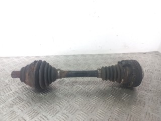 полуось передняя левая (приводной вал, ШРУС) Volkswagen Passat B6 2006, 2.0 л., TDi PD, BMP, дизель