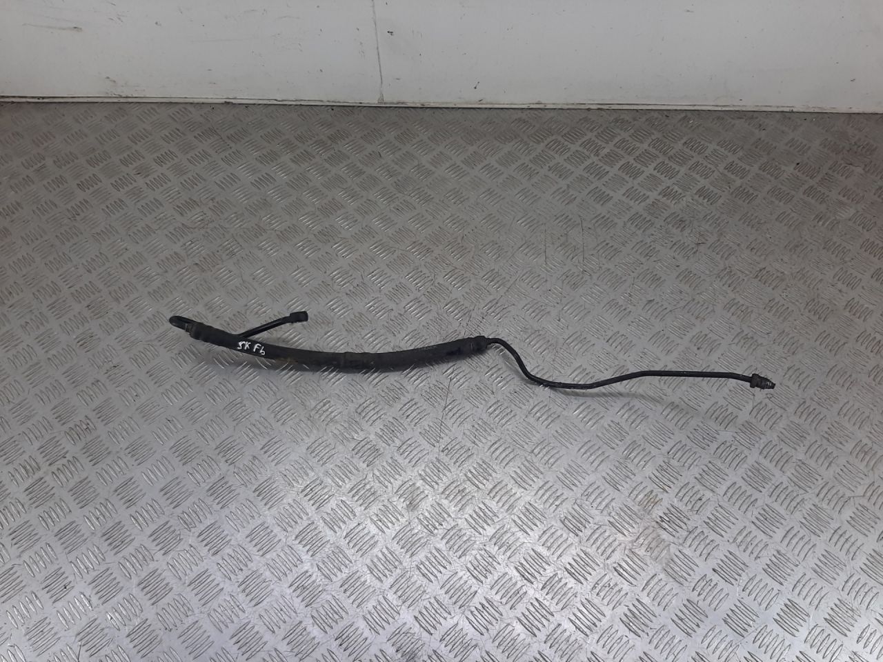 шланг гидроусилителя Volkswagen Transporter T5 2006, 1.9 л., TDi PD, BRR, дизель - фото №1