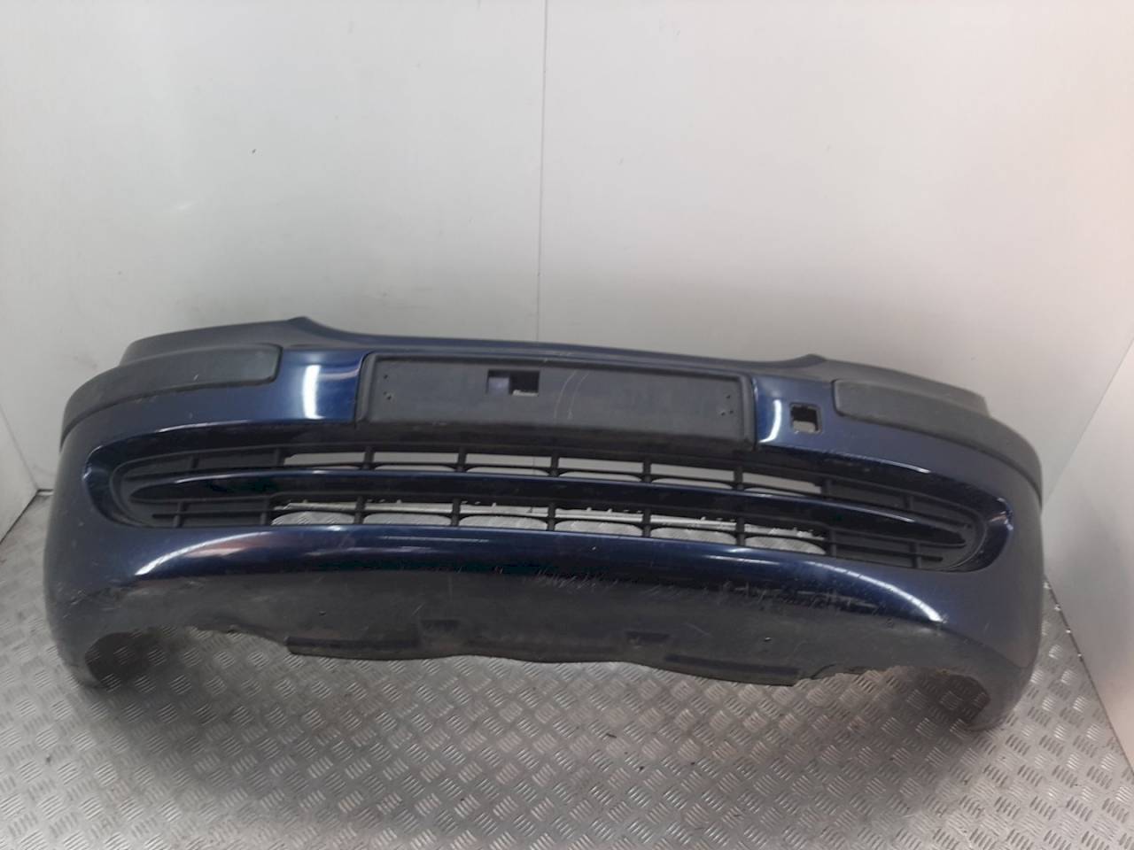 бампер передний Citroen C8 1 поколение 2005 - фото №1