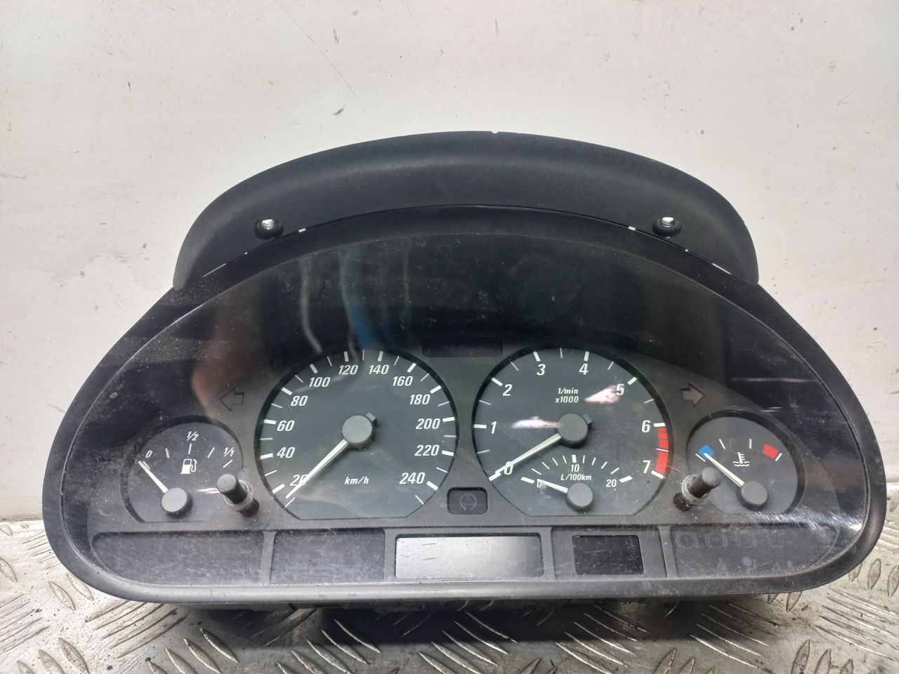 щиток приборов (приборная панель) BMW 3 серия E46 2000, 2.5 л., i, M52 B25 (256S4), бензин, 6902375, 0263606254 - фото №1