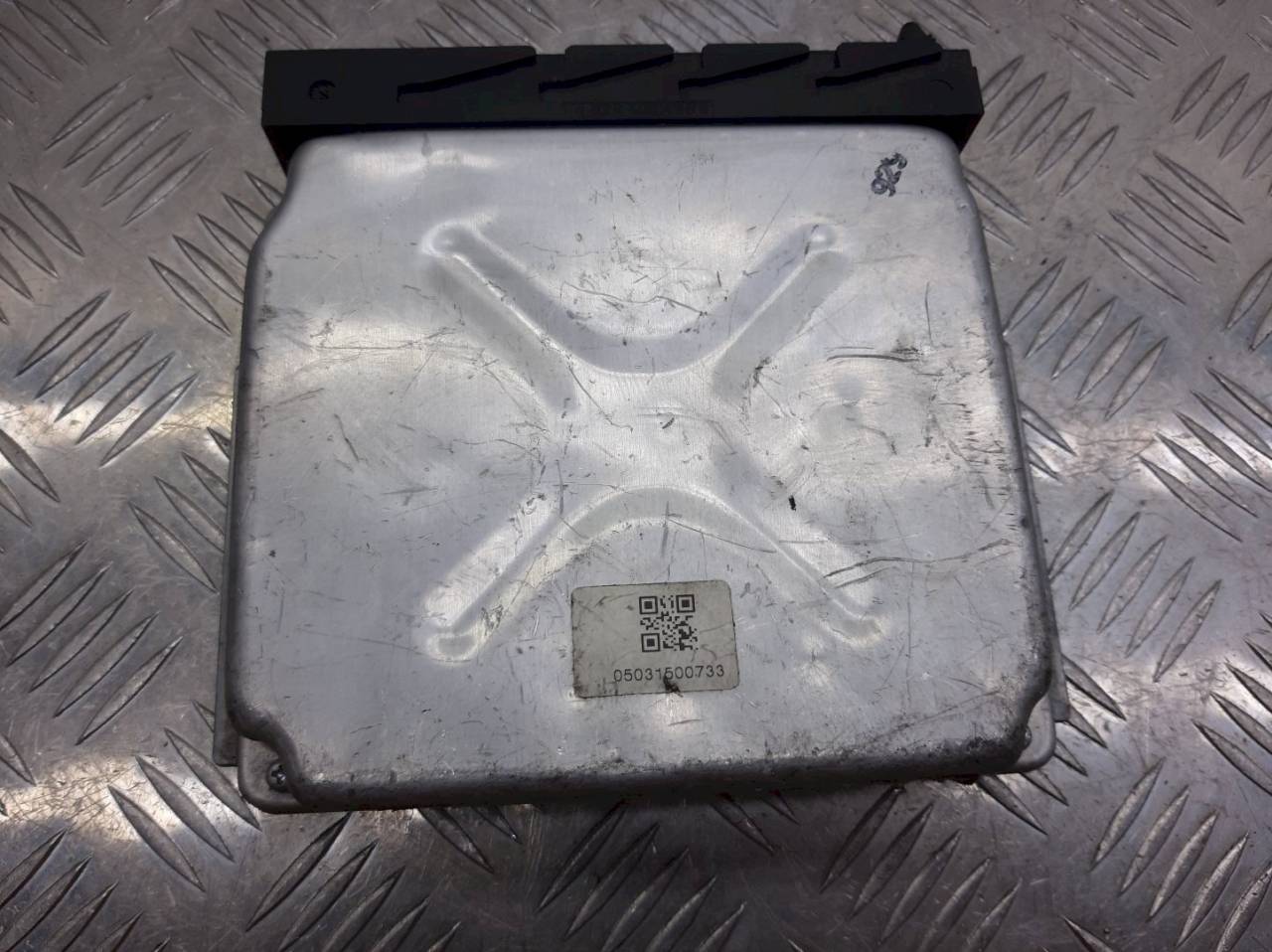 блок управления двигателем Volvo V70 2 поколение 2004, 2.4 л., i, MB079700-9291 - фото №1