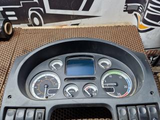 щиток приборов (приборная панель) DAF XF 105 1 поколение 2013, 1789470