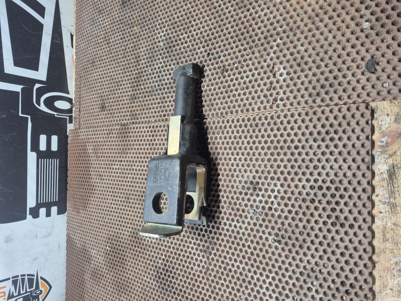 крюк буксировочный DAF XF 105 1 поколение 2012, 0962638 - фото №1