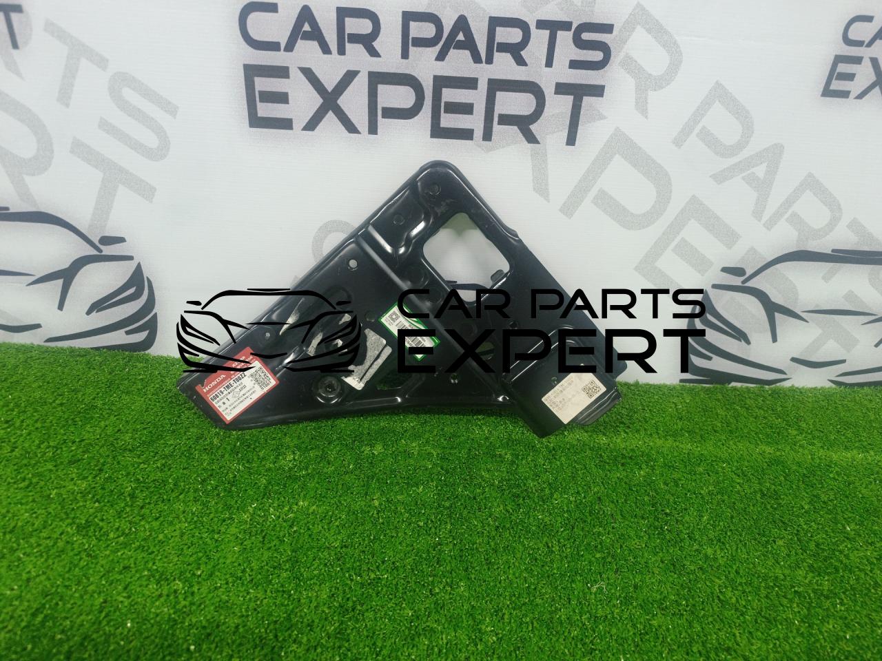 Кронштейн балки Honda CR-V 5 поколение (2016 - 2026), 60819TMET00ZZ - фото №1