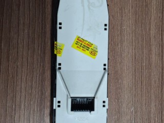 блок управления стеклоподъемниками Hyundai Santa Fe 4 поколение (2018 - 2021), 93571S1500NNB