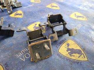 петля крышки багажника Volvo XC40 1 поколение [рестайлинг] 2025, 2.0 л., D 4204 T5, дизель, АКПП, 746, внедорожник 5 дв., передний привод, правый руль, 32334512