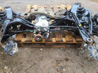 балка подвески задняя Volvo XC90 1 поколение [рестайлинг] 2010, 2.0 л., дизель, АКПП, 30635776, 30639525