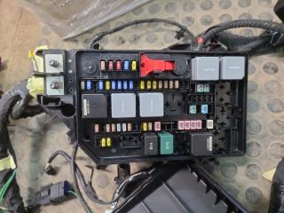 блок предохранителей Volvo XC40 1 поколение [рестайлинг] 2025, 2.0 л., D 4204 T5, дизель, АКПП, 746, внедорожник 5 дв., передний привод, правый руль, 32331868, 31473868