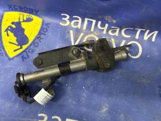 пиропатрон петли капота Volvo V60 2 поколение 2019, 2.0 л., D4204T16, дизель, АКПП, универсал, правый руль, 31468156