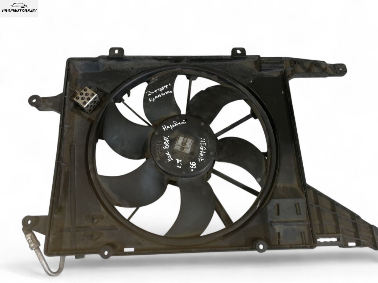 диффузор вентилятора Renault Megane 1 поколение 1999 - фото №1