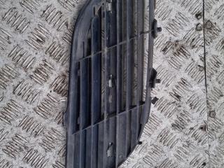 решетка радиатора Nissan Almera Tino V10 [рестайлинг] 2005