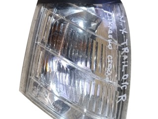 поворотник правый Nissan X-Trail T30 2001