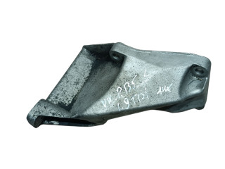 кронштейн двигателя Volkswagen Passat B5 [рестайлинг] 2001, 1.9 л., дизель