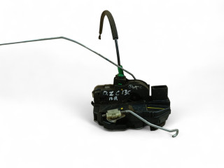 замок двери передней правой Opel Zafira 3 поколение (C) 2013