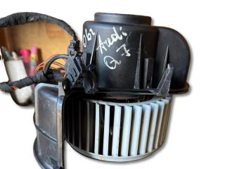 моторчик печки Audi Q7 4L 2006