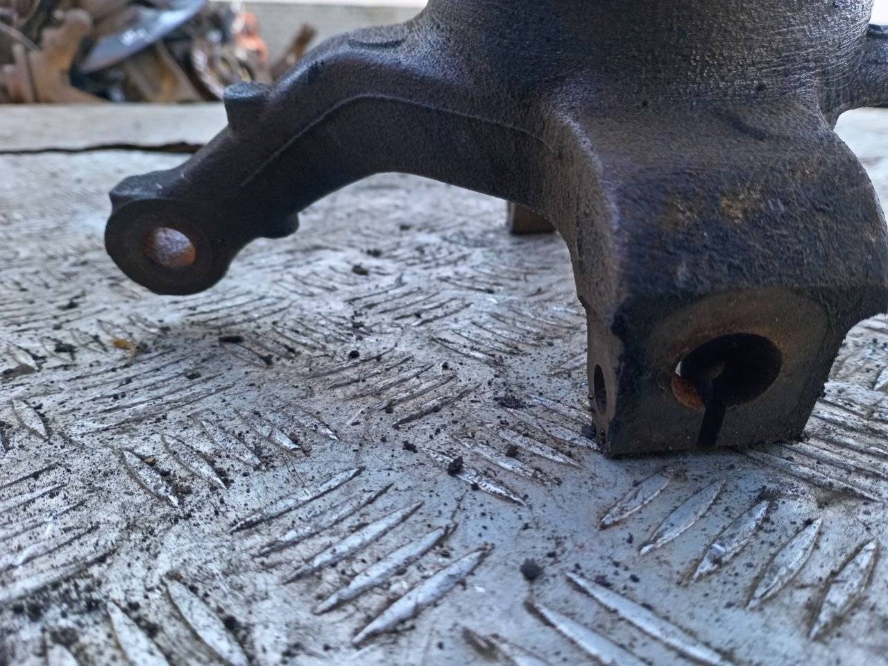 ступица передняя правая Renault Logan 1 поколение 2006 - фото №1