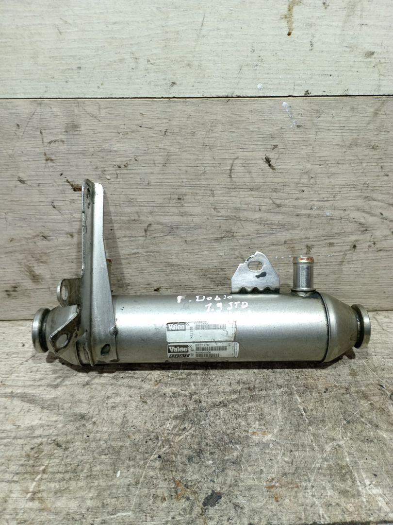 охладитель EGR / Радиатор EGR Fiat Doblo 1 поколение 2001, 1.9 л., дизель - фото №1