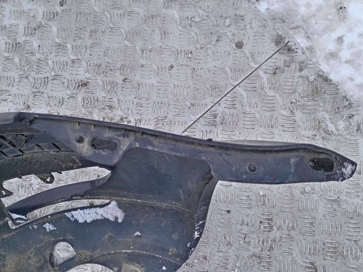 бампер передний Lancia Musa 1 поколение 2005 - фото №1