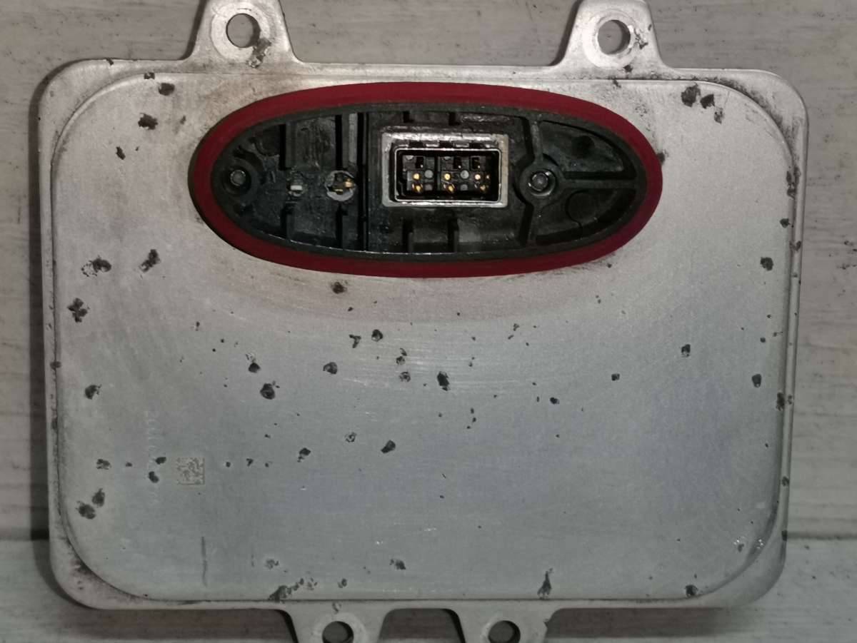 блок розжига ксенона Peugeot 407 1 поколение 2007 - фото №1