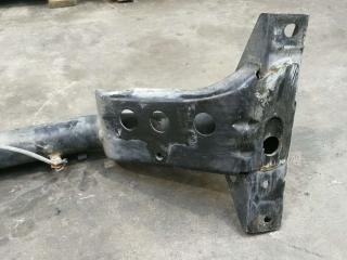 балка под радиатор Nissan Serena С23 [2-й рестайлинг] 1997