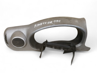 рамка панели приборов Peugeot Partner 2 поколение (B9) 2009