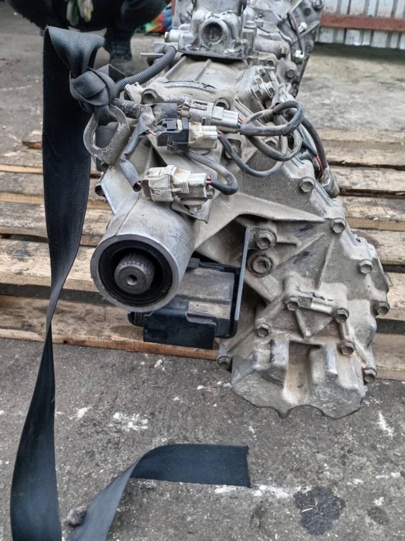 КПП механическая (МКПП) Suzuki Grand Vitara 2 поколение 2008, 1.9 л., DCi, дизель, МКПП, F7F21425 - фото №1