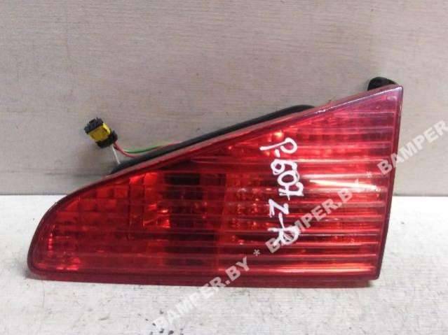 фонарь крышки багажника правый Peugeot 607 1 поколение 2002 - фото №1