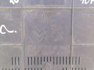 блок предохранителей Citroen C4 1 поколение 2010