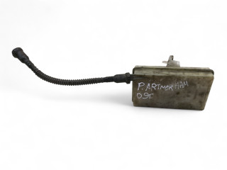 бачок тормозной жидкости Peugeot Partner 2 поколение (B9) 2009
