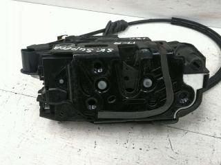 замок двери передней правой Skoda Superb 2 поколение 2013