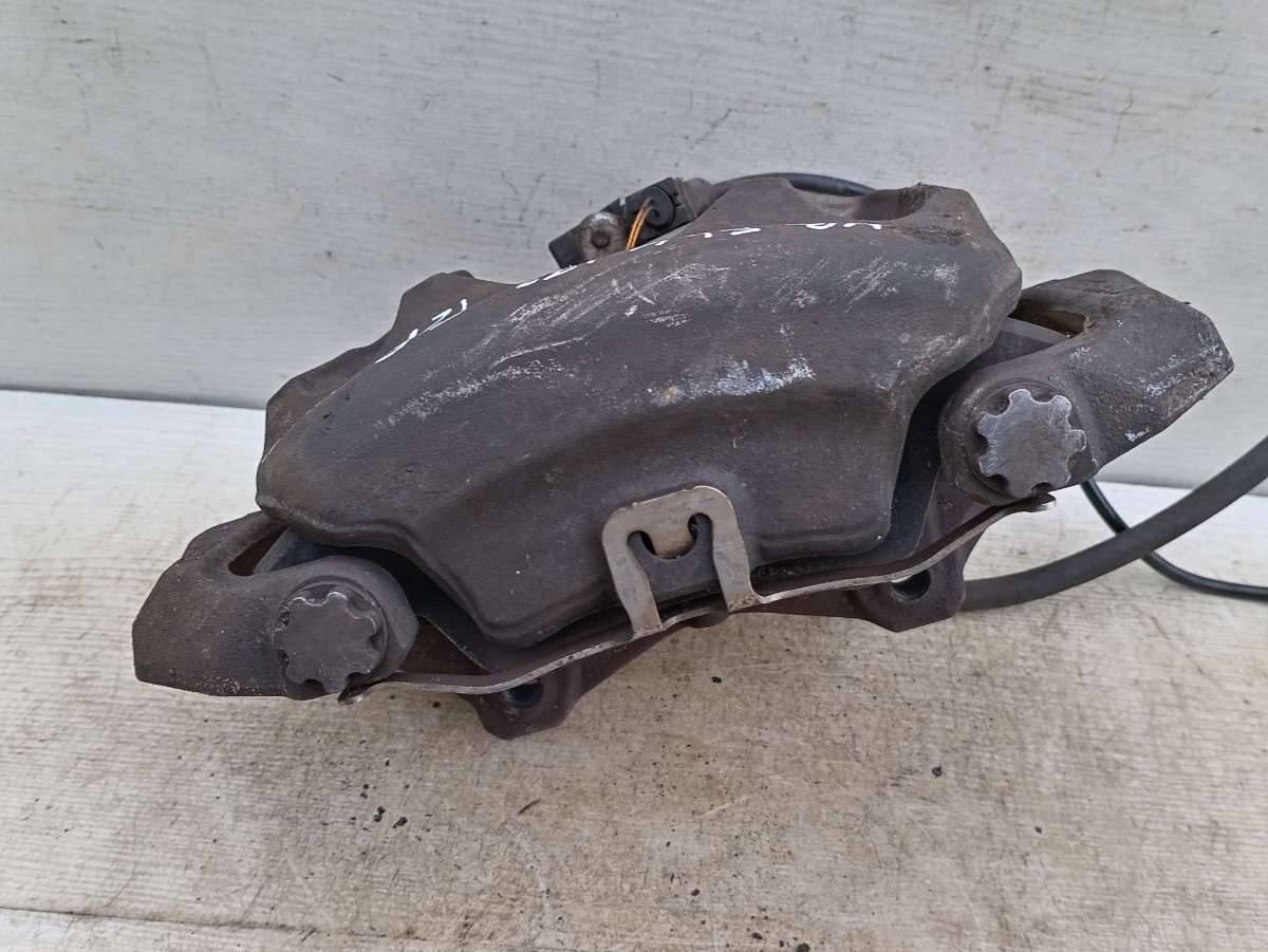 суппорт передний правый Mercedes-Benz SLK-Класс R172 2012 - фото №1