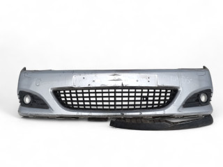 бампер передний Opel Astra H 2006