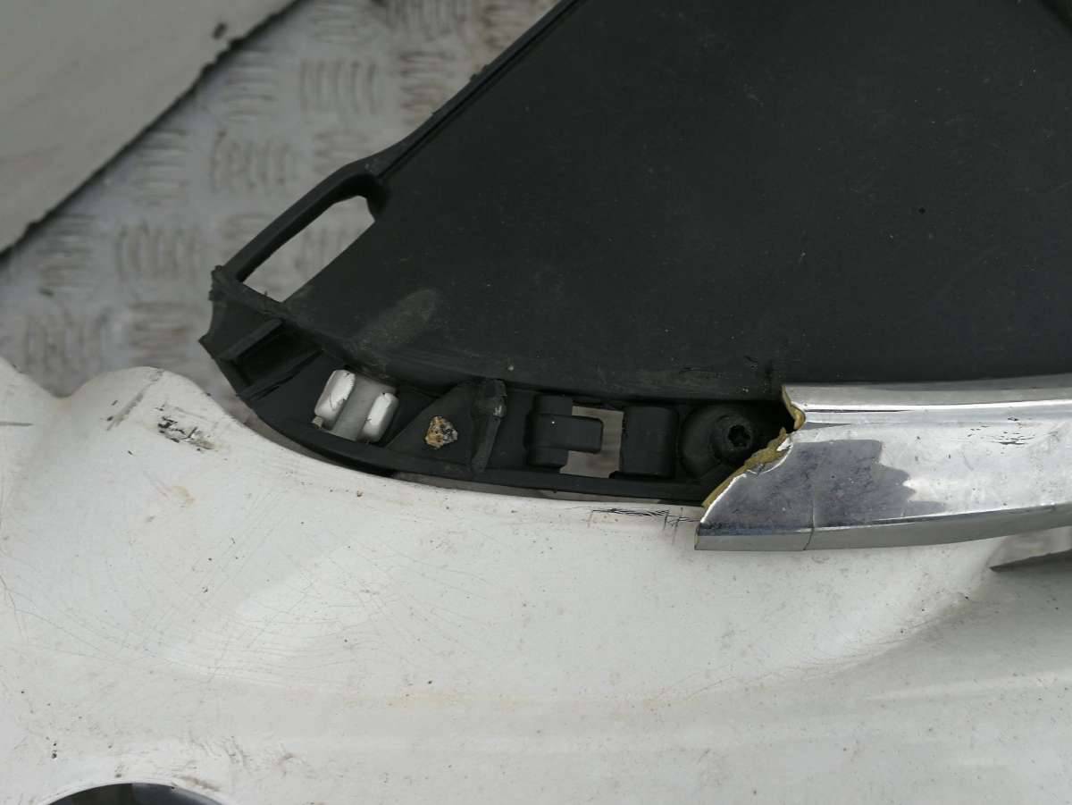 бампер передний Peugeot 208 1 поколение 2014 - фото №1