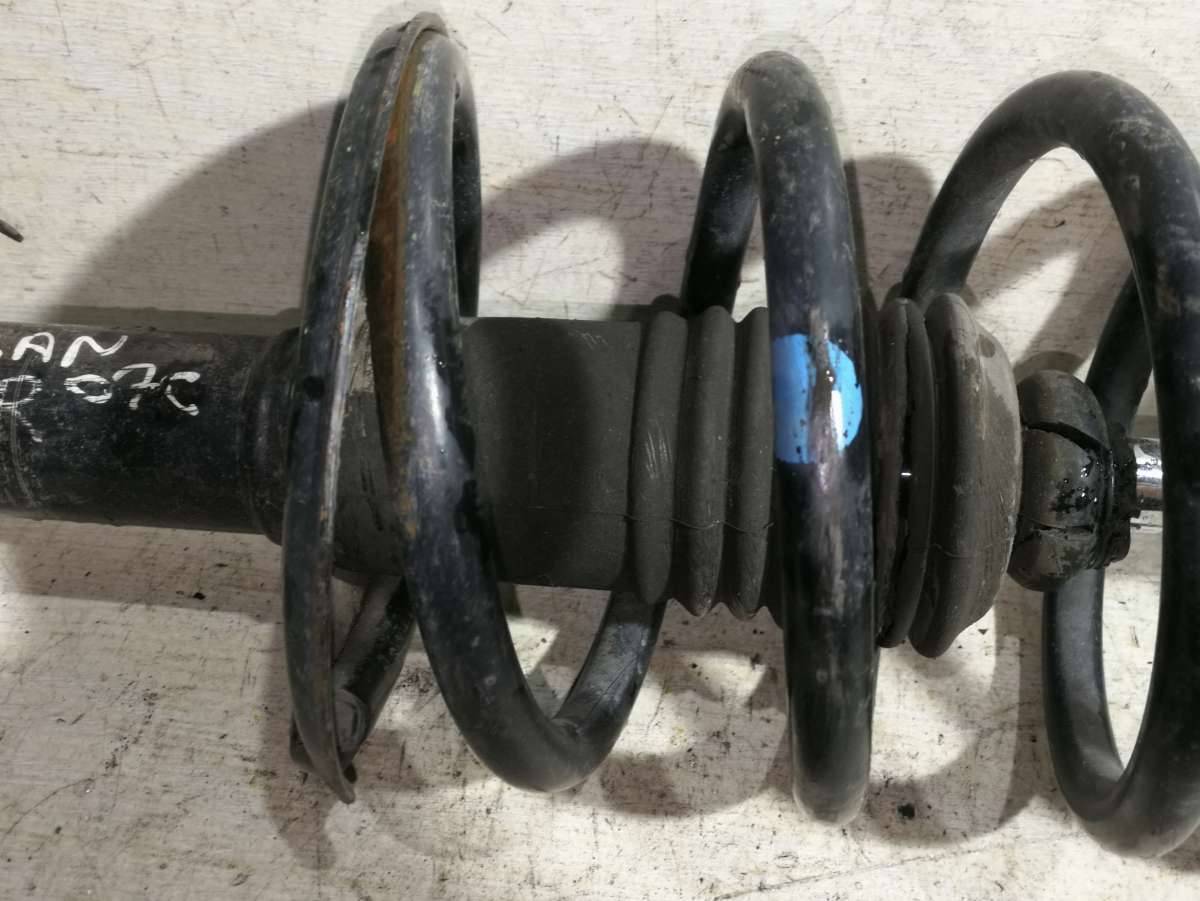 стойка передняя правая Dacia Logan 1 поколение 2007 - фото №1