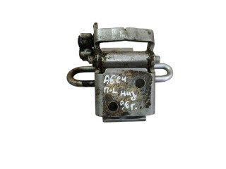 петля двери Audi A6 4A/C4 1996