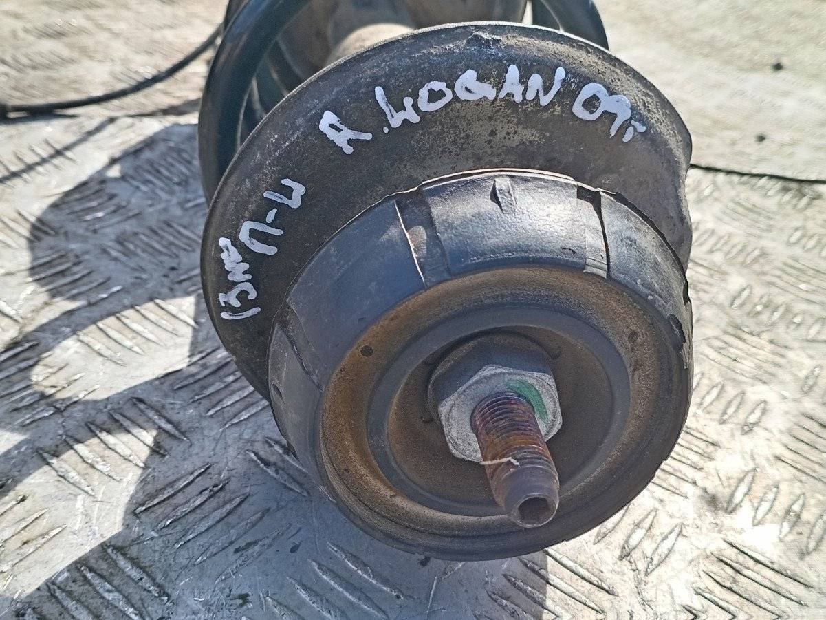 стойка передняя левая Renault Logan 1 поколение 2009 - фото №1